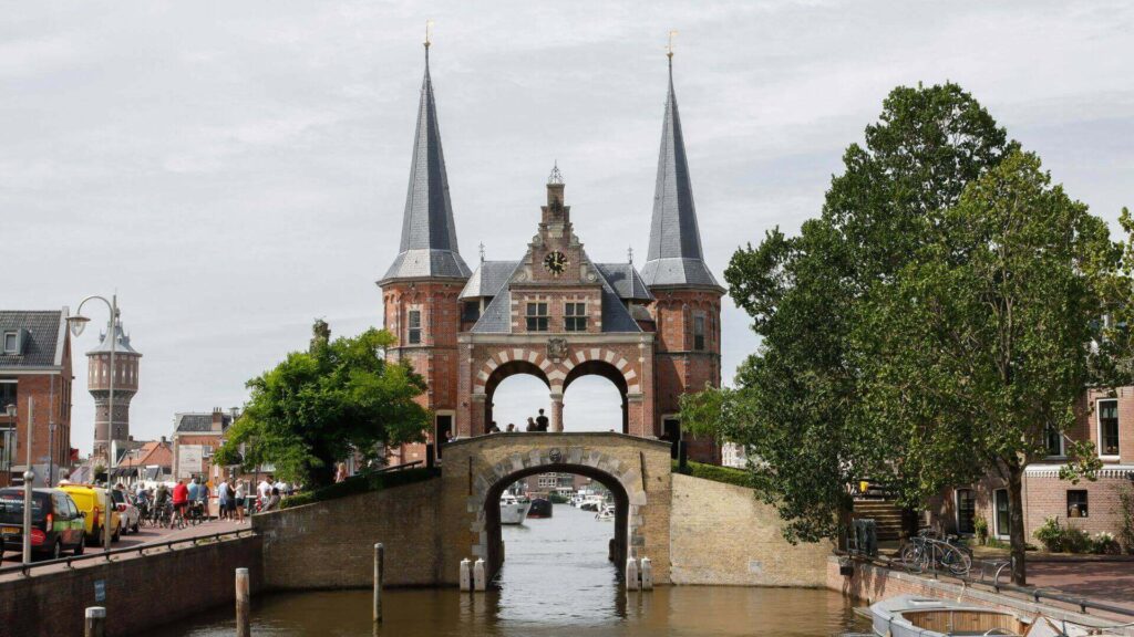 Herfstweekend in Friesland: ontdek de Waterpoort van Sneek